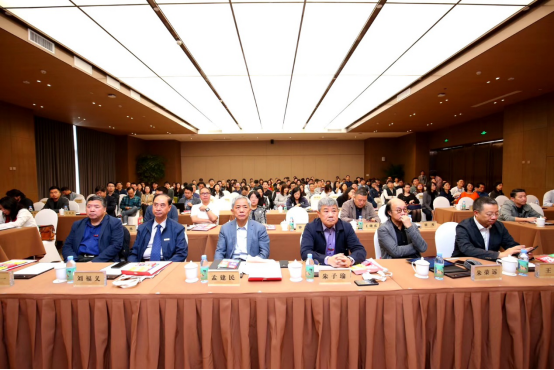 兆南董事长_兆南集团董事长图片(2)